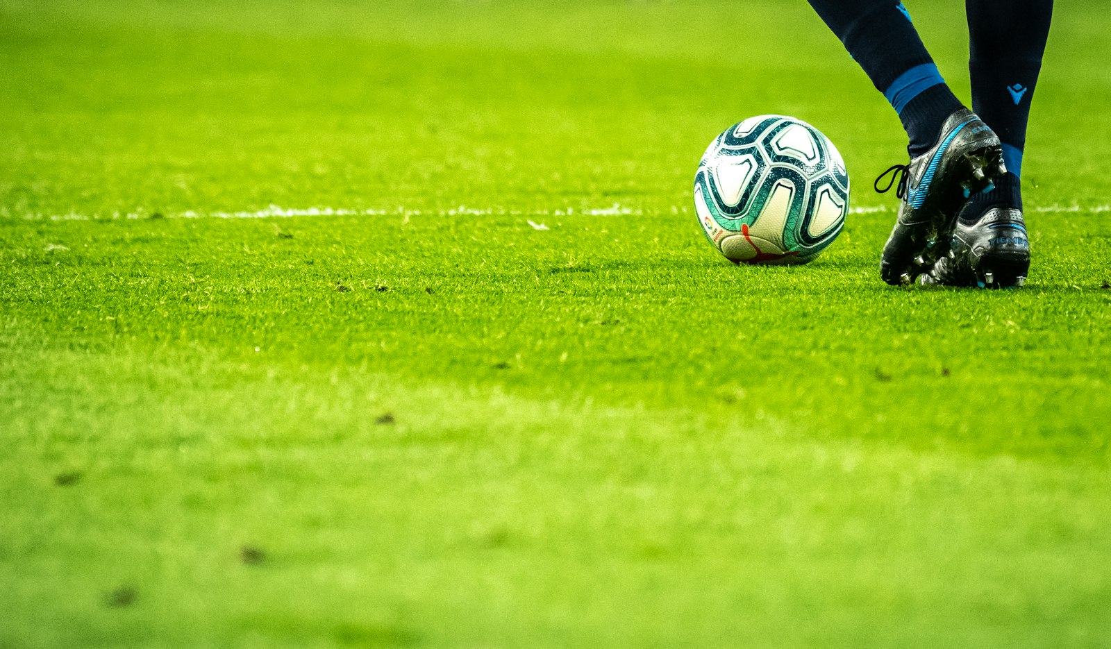 乐鱼体育(中国)官方网站  -  LEYU SPORTS·标准足球场馆管理服务